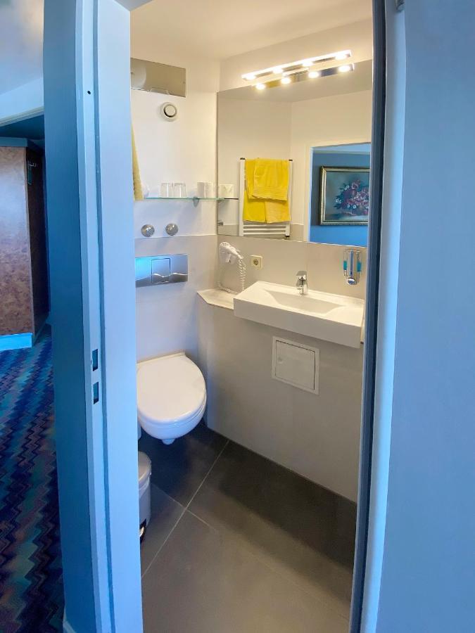 Zum Gruenen Turm Hotel Hohen Neuendorf Kültér fotó